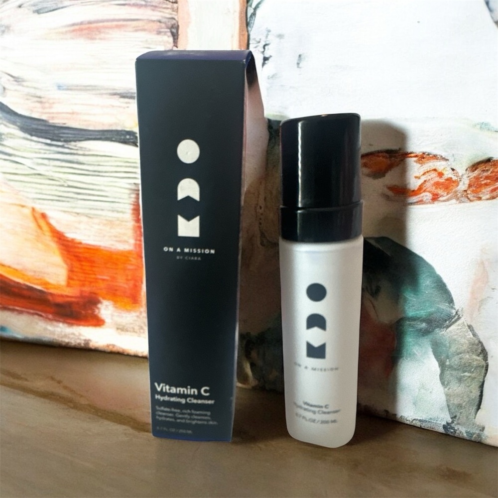 On a Mission by Ciara  Vitamin C Hydrating Cleanser 6.7 oz NIB